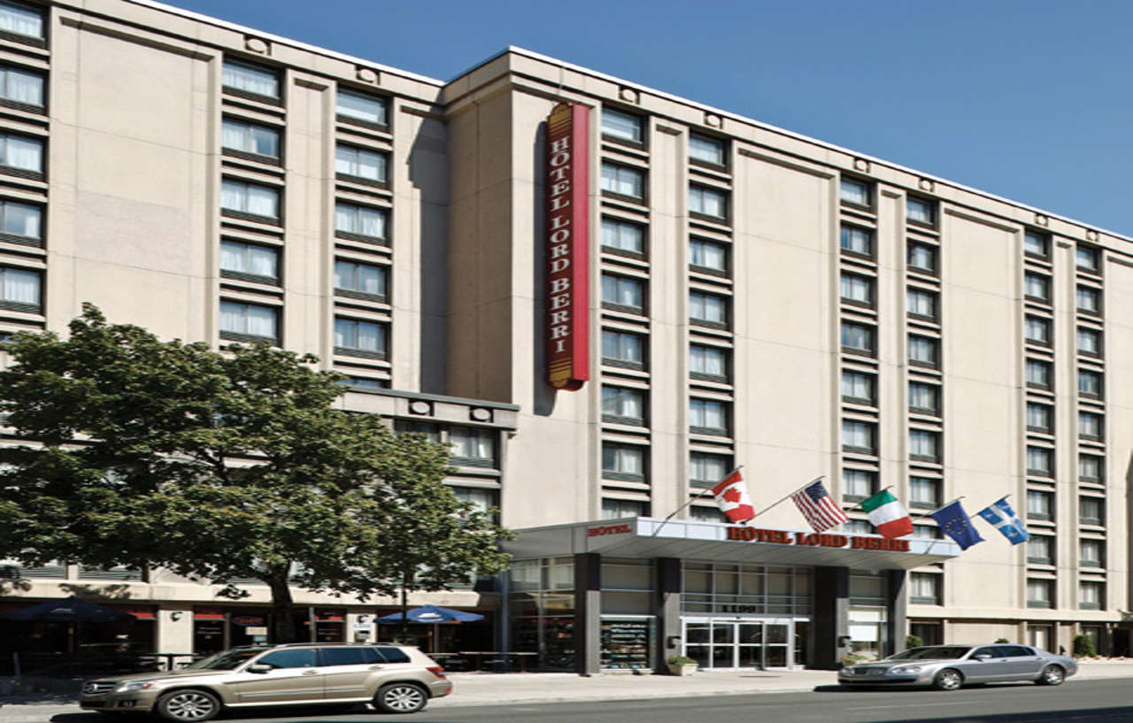 Fairfield Inn By Marriott Montreal Downtown Exterior photo